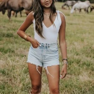 ☁️🦢🤍 SHOW ME YOUR MUMU KYLO WHITE BODYSUIT COTTAGECORE TANK TOP BOW ☁️🦢🤍